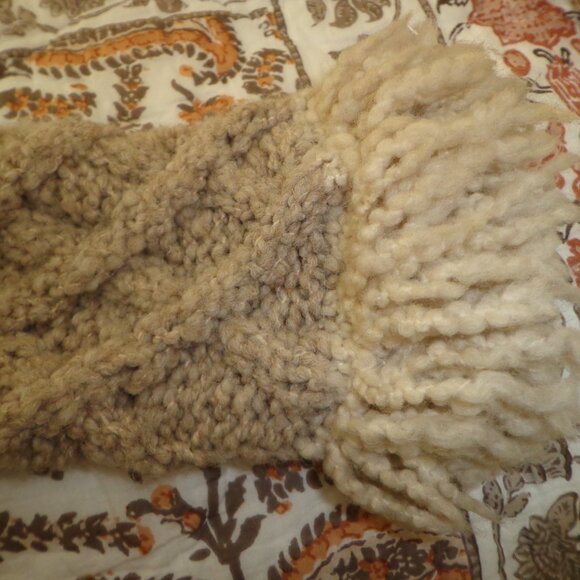 Amano Artesanias Chunky Knit Hooded Cardigan Zip Closure Pockets Beige/Cream M-L - Picture 8 of 11